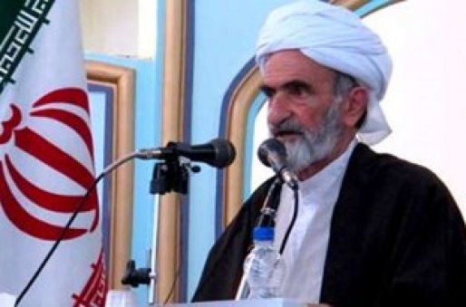 لزوم تابعیت مسلمانان از حاکمیت در برگزاری عید فطر