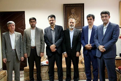 وظیفه یک نماینده مجلس چیست؟ / آیا نمایندگان استان کردستان دغدغه ای جر فوتبال ندارند؟
