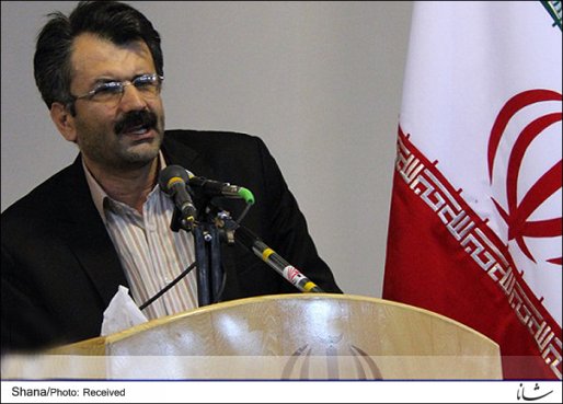 انتقاد از افزایش هزینه های تلفن همراه/ ضرورت تشکیل کمیته رفع محرومیت های استان کردستان