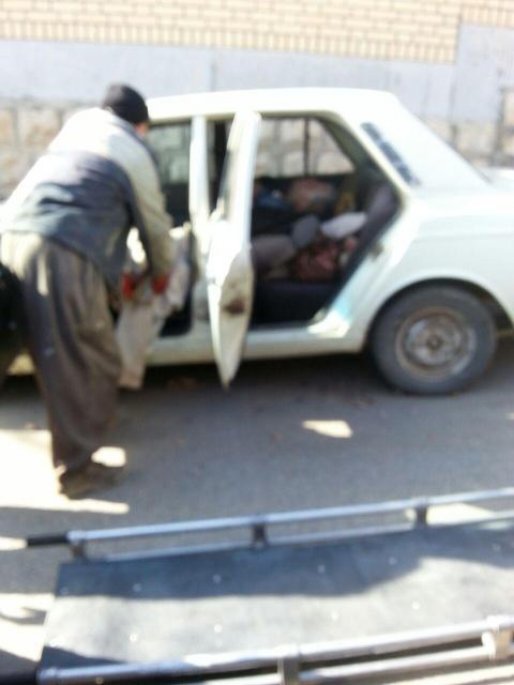 پیداشدن جسد یک مرد داخل خودروی پیکان در سروآباد+عکس