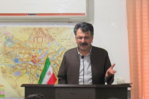 بیگلری: وعده های توخالی سبب بی اعتمادی مردم به مسئولان می شود
