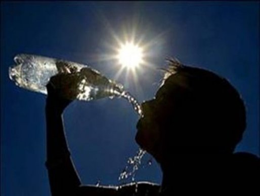گذراندن آخر هفته گرم/تذکر بارش های تابستانی جدی گرفته شود