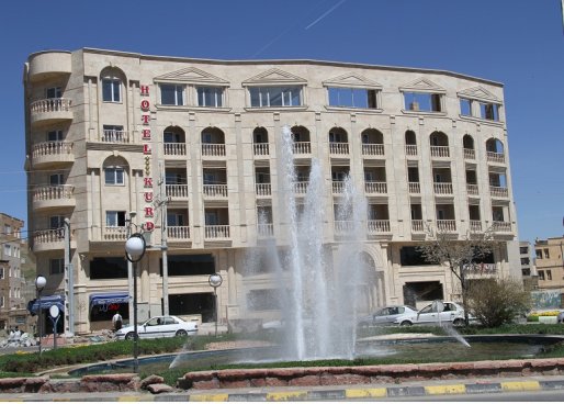 هتل کُرد سقز با 90 درصد پیشرفت در حال ساخت است