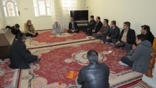 خطیب جمعه سقز: اگر در آموزش و پرورش سمتی داشتم درسی را مختص حجاب تدارک می دیدم