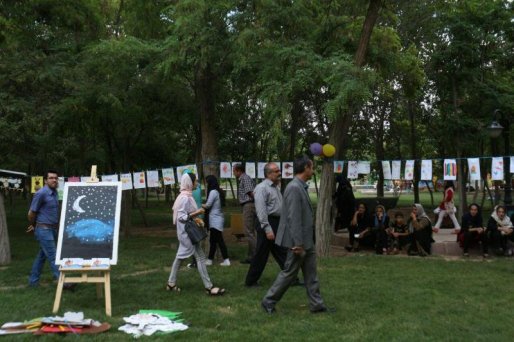 نمایشگاه نقاشی و نمایش کوتاه موزیکال توانخواهان سقزی به روایت تصویر