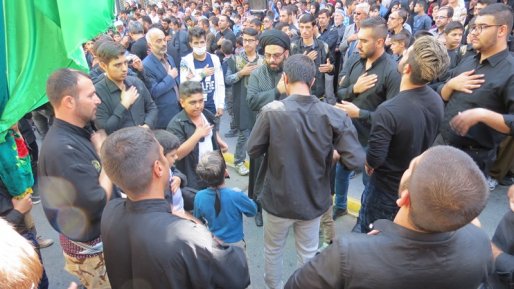 سوگواری عزاداران حسینی شهرستان سقز در روز عاشورا به روایت عکس