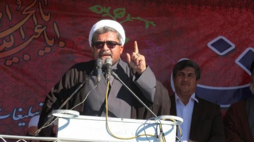لباس کُردی سردار سلیمانی  لرزه بر اندام  آمریکا انداخته است/ آمریکا در برابر ایران کاه هم نیست