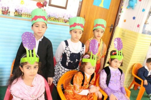 برگزاری مراسم آخر سال مهدکودک گولان سقز + عکس