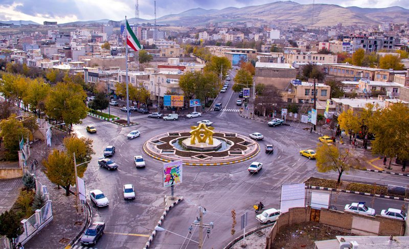 متولی ساماندهی آسفالت خیابان ها و میدان های سقز کیست؟؟؟