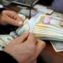 افزایش قمیت ارز، تدبیر کاسبکارانۀ دولت و تحمیل فشار مضاعف بر مردم