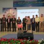 سرمایه گذاران کمک های خود را از امر مدرسه سازی دریغ نکنند