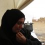از آوار تا آوارگی/ روایت دختر جوانی که مادر و دو برادرش را در زلزله از دست داد