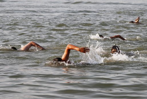 مسابقات شناي آب هاي آزاد قهرماني كشور، در مریوان برگزار می شود