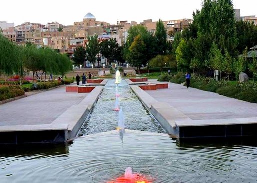 آلودگی صوتی هدیه ای از غرفه داران پارک شهر سقز/ مسئولان به فكر ارتقای كيفی و كمی پارک باشند