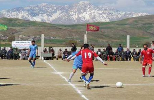 آغاز مسابقات فوتبال روستایی جام نوروز در شهرستان سقز