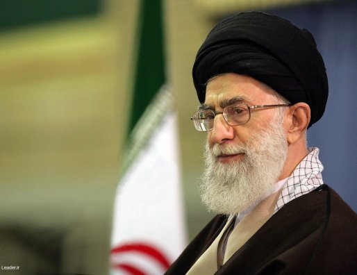دشمن از زنده بودن اهداف و شعارهای انقلاب عصبانی است / انکار دستاوردهای علمی و دلسرد کردن جوانان خیانت به کشور است