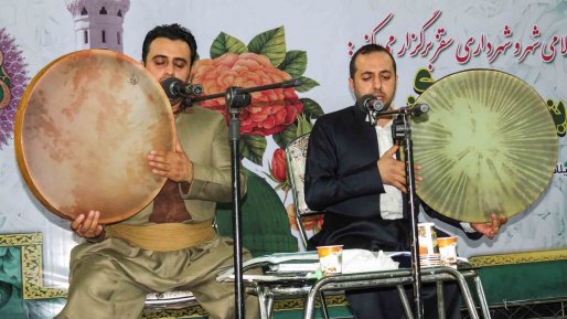 برگزاری جشن بزرگ مولودی خوانی در سقز از نگاه دوربین