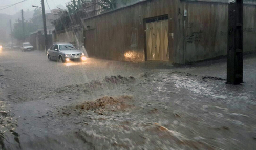 بارش باران، سیل، خسارت مالی و جانی، حوادث، رانش زمین، مرگ 4 شهروند سقزی، ریزش دیواره پارک کوثر