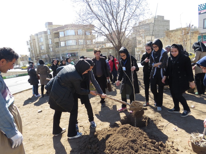 درختکاری، هفته درختکاری، روزمنابع طبیعی، کاشت نهال، غرس اصله نهال، گولان